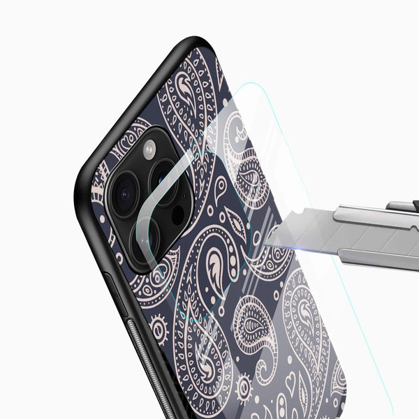 Elegant Paisley Pattern Glass Phone Case - Cover Stall